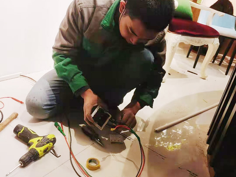 家里水管接頭漏水維修處理辦法有哪些，PVC材質(zhì)的下水管漏水怎么辦