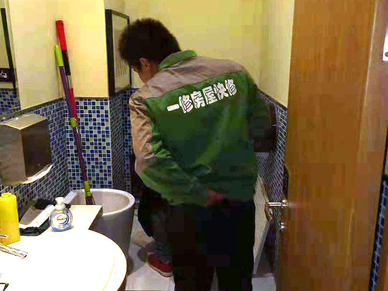 西安陽臺漏水怎么做防水好，西安陽臺漏水維修多少錢