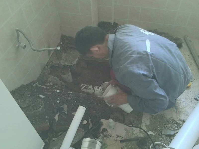 衛(wèi)生間水管安裝學(xué)問大，有順序，有步驟