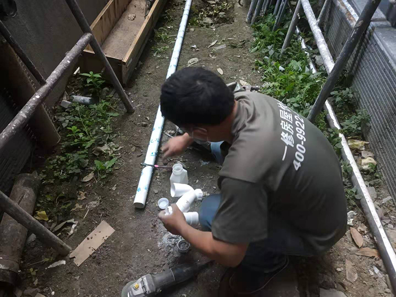 珠海水管漏水維修師傅電話_珠海家里水