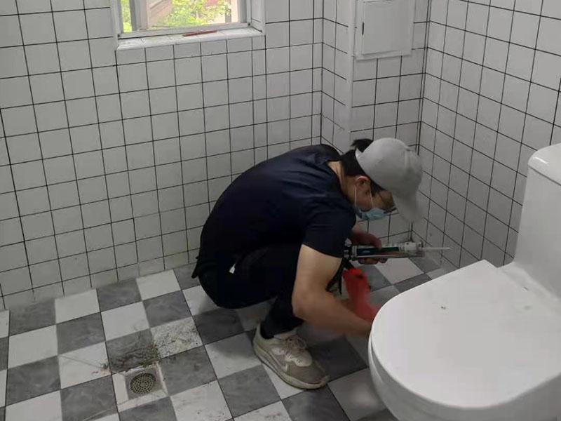 婺城區(qū)馬桶疏通多少錢一次？坐便器堵住