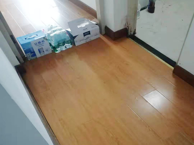 杭州蕭山區(qū)地板翻新價格是多少？