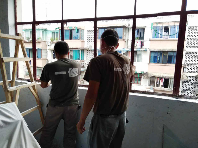窗戶拆除、建渣清理